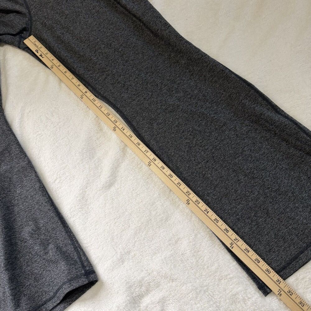 Old Navy Women's High-Waisted CloudComfy Flare Leggings Gray Size XXL Athleisure - Picture 14 of 15